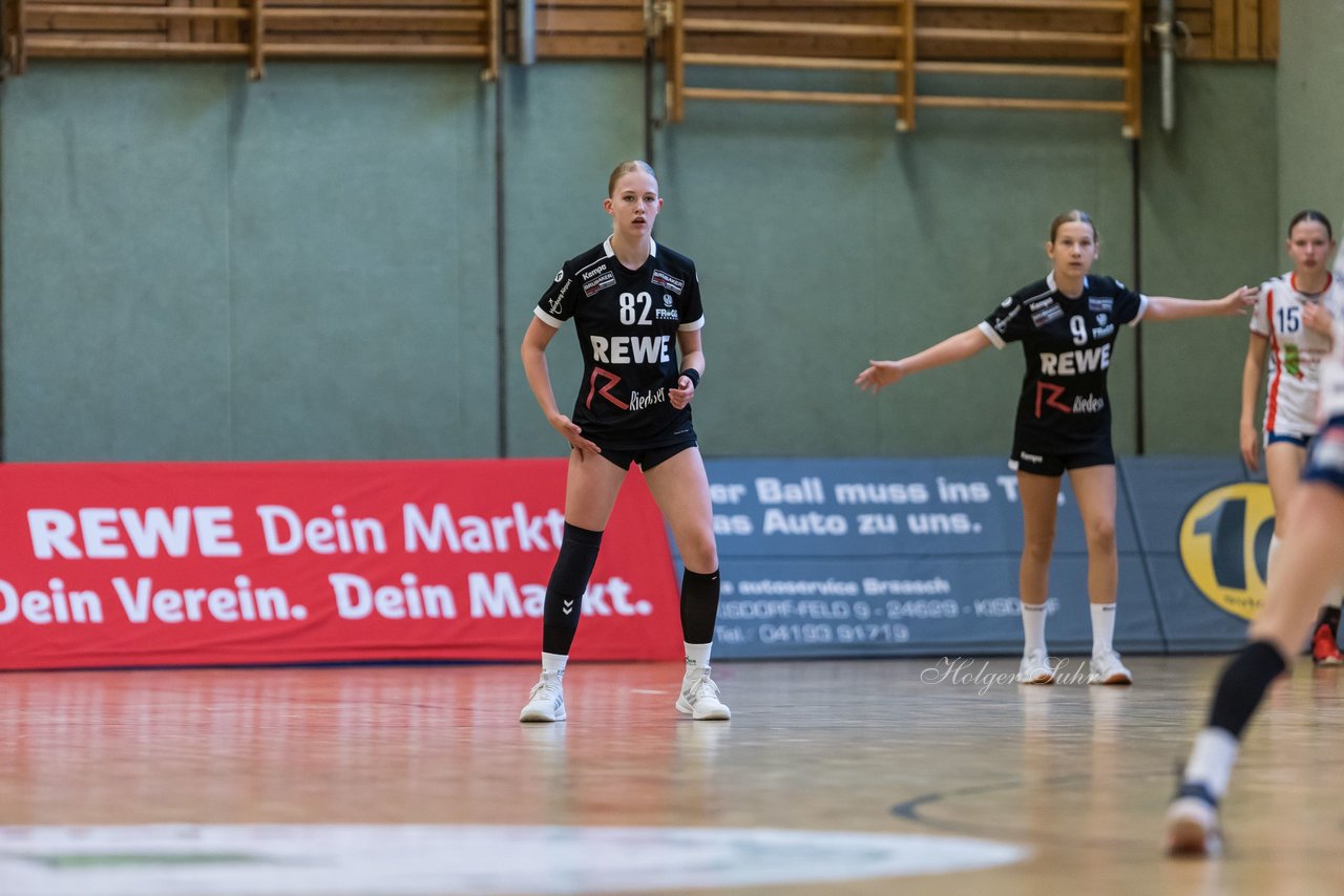 Bild 168 - wCJ SV Henstedt Ulzburg - SG HH-Nord : Ergebnis: 24:24